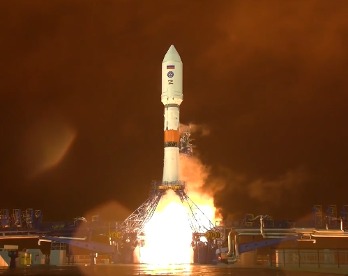 Старт ракеты  "Союз-2.1б"